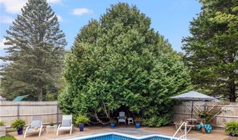 471 Annaquatucket Rd, North Kingstown, RI 02852