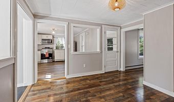 2058 N Belfast Ave, Augusta, ME 04330