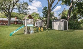 302 S Patton Ave, Arlington Heights, IL 60005