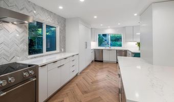 13751 Mercado Dr, Del Mar, CA 92014