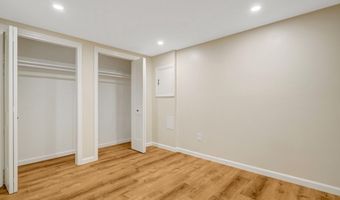 110 WISE St S 1, Arlington, VA 22204