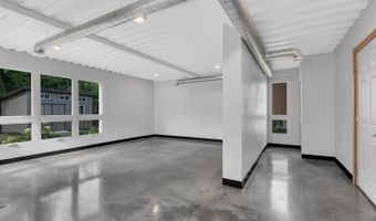5520 W Cedar Crest Ct, Appleton, WI 54914