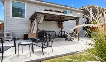 20702 E Berry Dr, Benton City, WA 99320