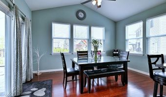 1128 Kingsmill Dr, Algonquin, IL 60102