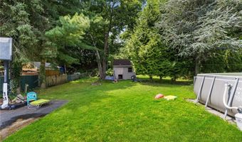 26 Rachela St, Johnston, RI 02919