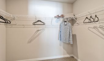 4002 2ND Ave SW, Altoona, IA 50009