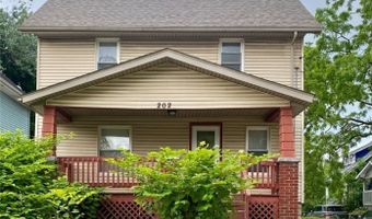 202 Denver St, Akron, OH 44305