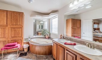 7102 US 64, Blanco, NM 87412