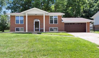 1251 Hawksbury Dr, Arnold, MO 63010