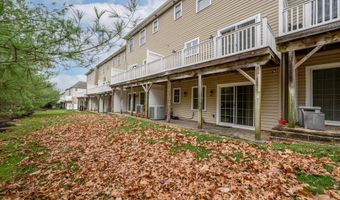 25 White Oak Ln, Aberdeen, NJ 07747