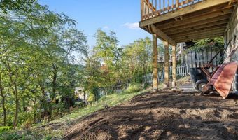 1019 Pine St, Ambridge, PA 15003