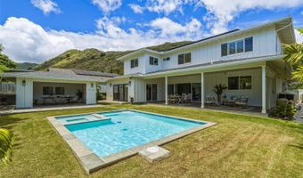 5872 Haleola St, Honolulu, HI 96821