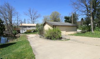 745 McRoberts Ave, Aurora, OH 44202