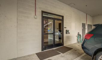 1107 S WALTER REED Dr 302, Arlington, VA 22204