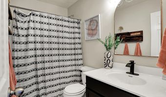 8207 Cagles Mill Trce, Avon, IN 46123
