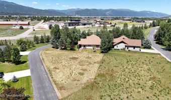 35 LUCY Cir, Alpine, WY 83128