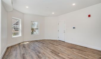 390 Carroll Ave, Bridgeport, CT 06607