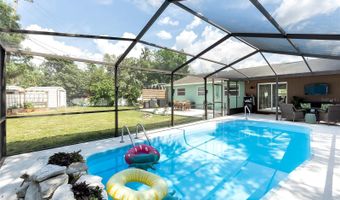 327 FRANCIS Dr, Apollo Beach, FL 33572