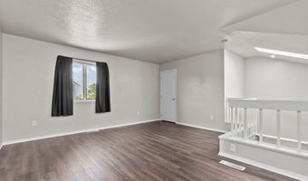 2470 W GLENDALE Ave 2D, Appleton, WI 54914