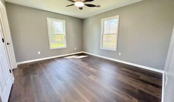358 Oak St, Austin, IN 47102