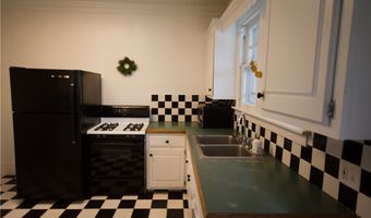 30 Casterton Ave N, Akron, OH 44303