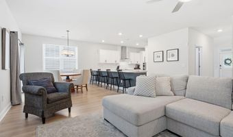 166 Fontana Lake Rd, Aberdeen, NC 28315