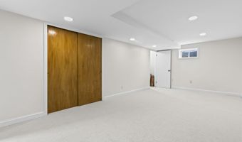 3548 N VALLEY St, Arlington, VA 22207
