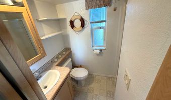 16117 HIGHWAY 101 76, Brookings, OR 97415