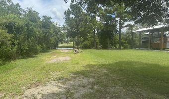 843 Larkspur Ln, Bay St. Louis, MS 39520