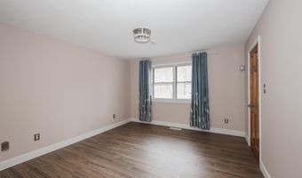 50 Edinburgh Dr, Bedford, NH 03110