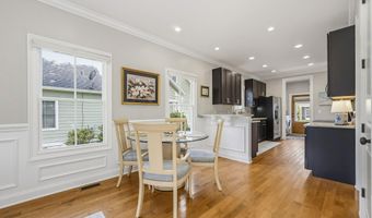 318 Cockle Ln, Beaufort, SC 29906