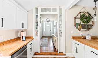 3586 MANFIELD Rd, Aylett, VA 23009
