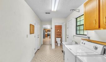 122 Tyson Ln, Allenhurst, GA 31301