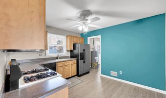 21 Birch St, Beachwood, NJ 08722