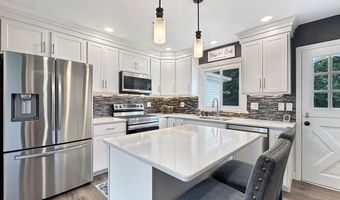849 Hillcrest Dr, Ashland, OH 44805