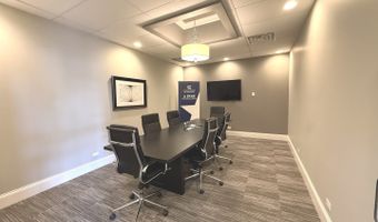 777 E Algonquin Rd, Algonquin, IL 60102
