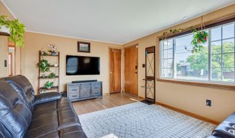 49 N Smith St, Avenel, NJ 07001