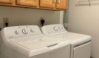 907 King Ridge Dr, Ashland, OH 44805