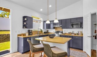 70 Hoku Puhipaka St, Kahului, HI 96732