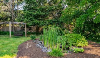 25 Baldwin Dr, Bristol, CT 06010