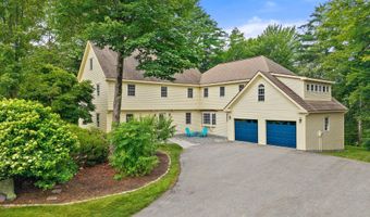 43 Darling Parke Dr, Bangor, ME 04401