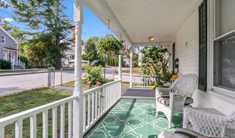 49 Western Ave, Bath, ME 04530