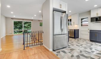5019 FLEMING Dr, Annandale, VA 22003