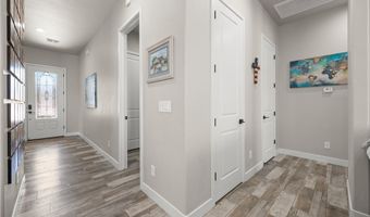 2921 Steamboat Dr, Bullhead City, AZ 86429