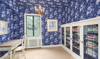 47 S Wheaton Rd, Akron, OH 44313