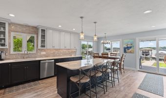 8210 Clarks Cv, Addison, MI 49220