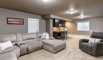 2702 Weston Dr, Ames, IA 50010