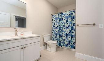 57 Blackstone Dr, Raymond, NH 03077