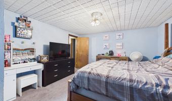 311 Hawthorne Ave, Anderson, IN 46011