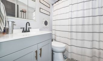 14 Wilkes Rd, Danbury, CT 06811